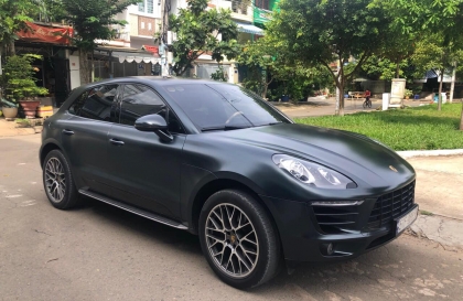 Porsche nói gì về vụ việc xe Macan đến thay cản trước nhưng hỏng hộp số?